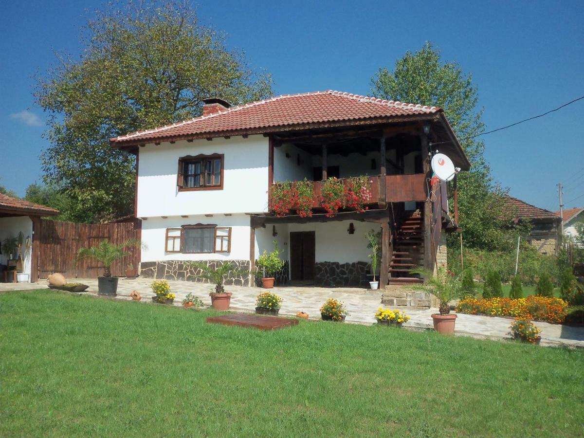 Villa Митровата Къща à Raynovtsi Extérieur photo